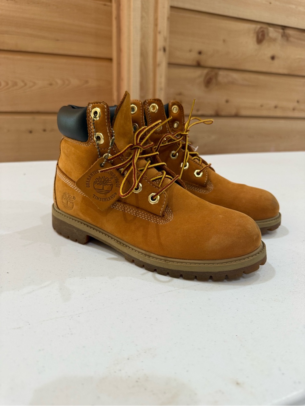 Timberland Wheat Nubuck 6-Inch Lace-Up Work Boots Size 5.5